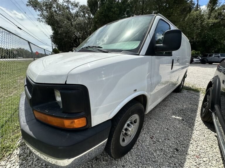 2014 Chevrolet G2500 Vans