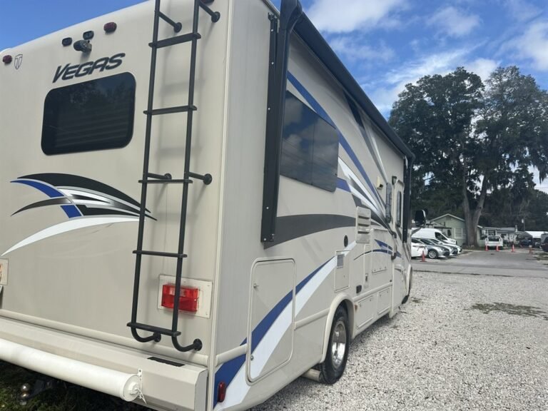 2015 Ford Commercial Vans