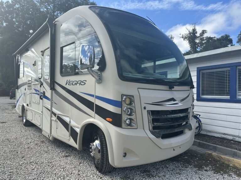 2015 Ford Commercial Vans