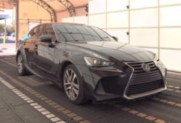 2018 Lexus IS 300