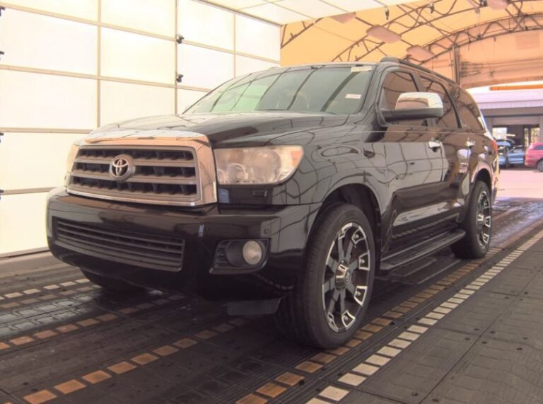 2013 Toyota Sequoia
