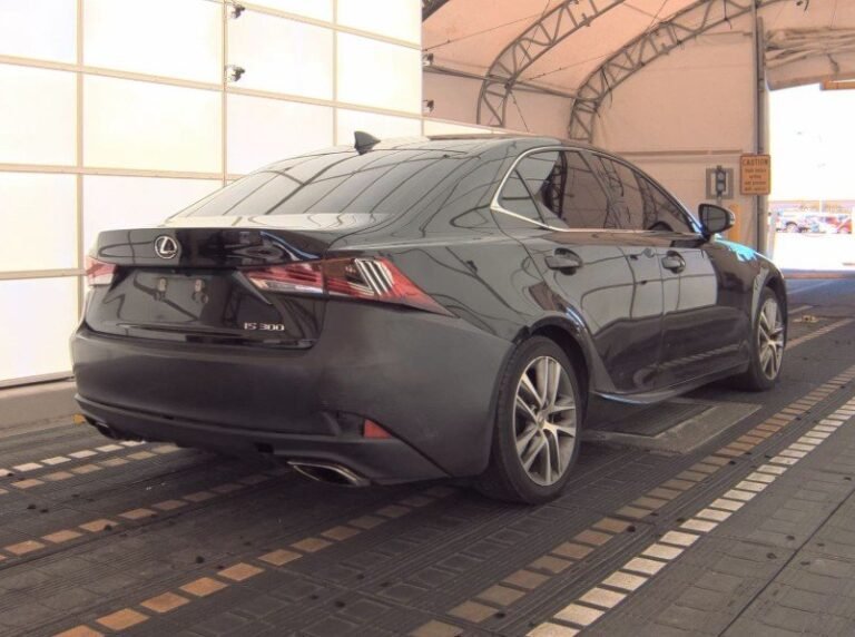 2018 Lexus IS 300